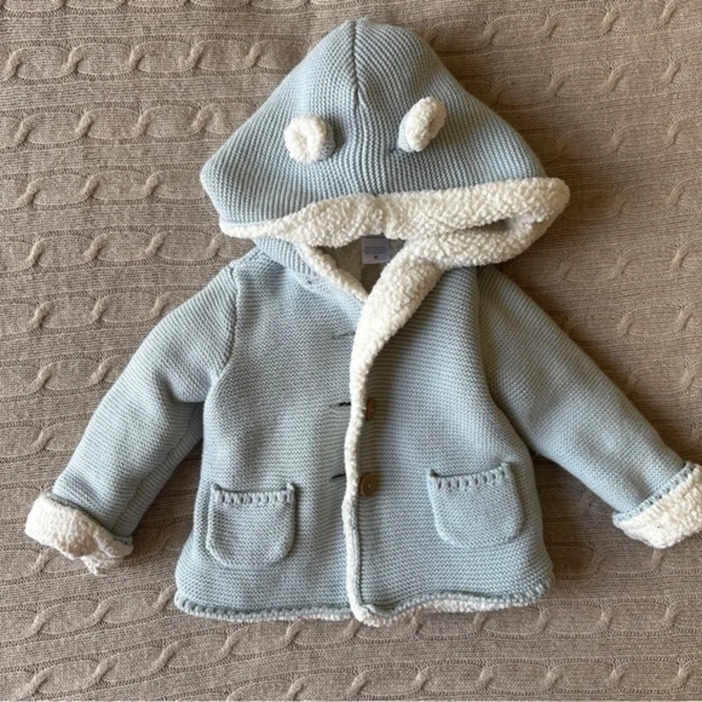 EUC Carter’s Unisex Baby Bear Sherpa Hoodie, Light Blue, 18 Months